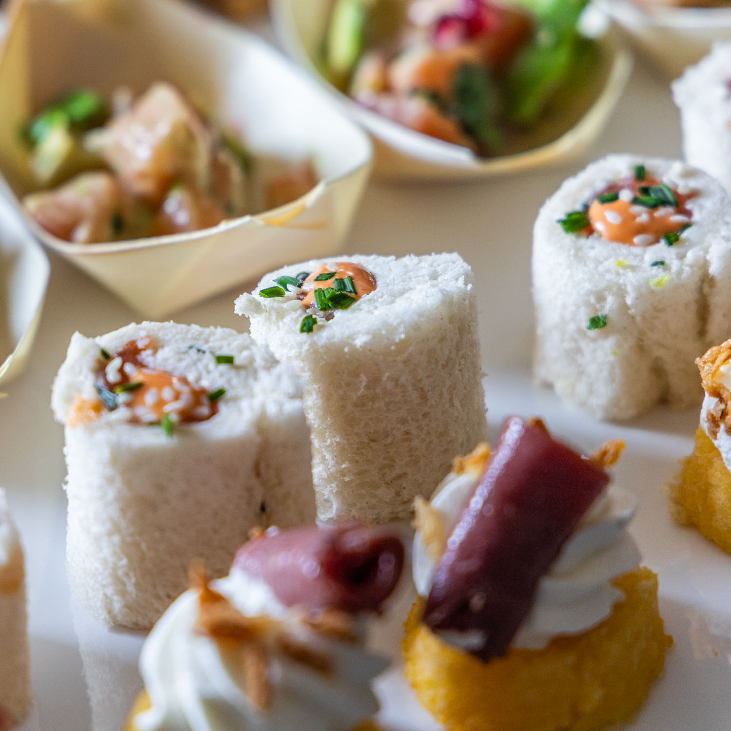 Roulades et canapés au saumon