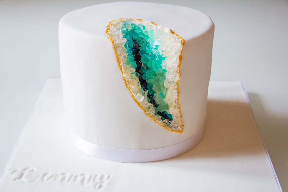 Chouquettes et petits fours sucrés